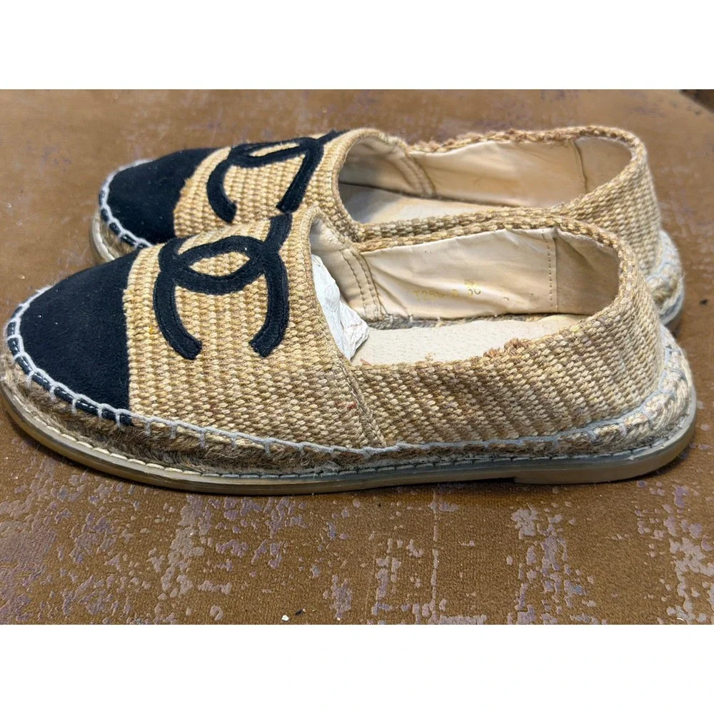 CHANEL espadrilles crafted